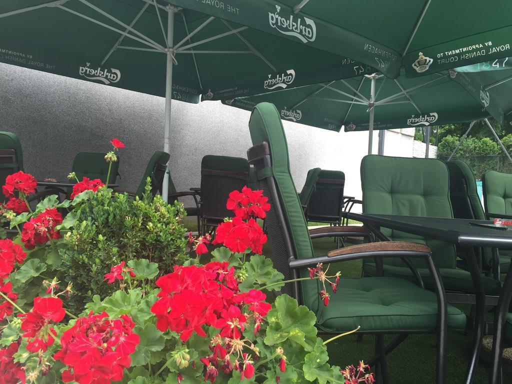 Hotel Zeder Garni Belgrad Zewnętrze zdjęcie