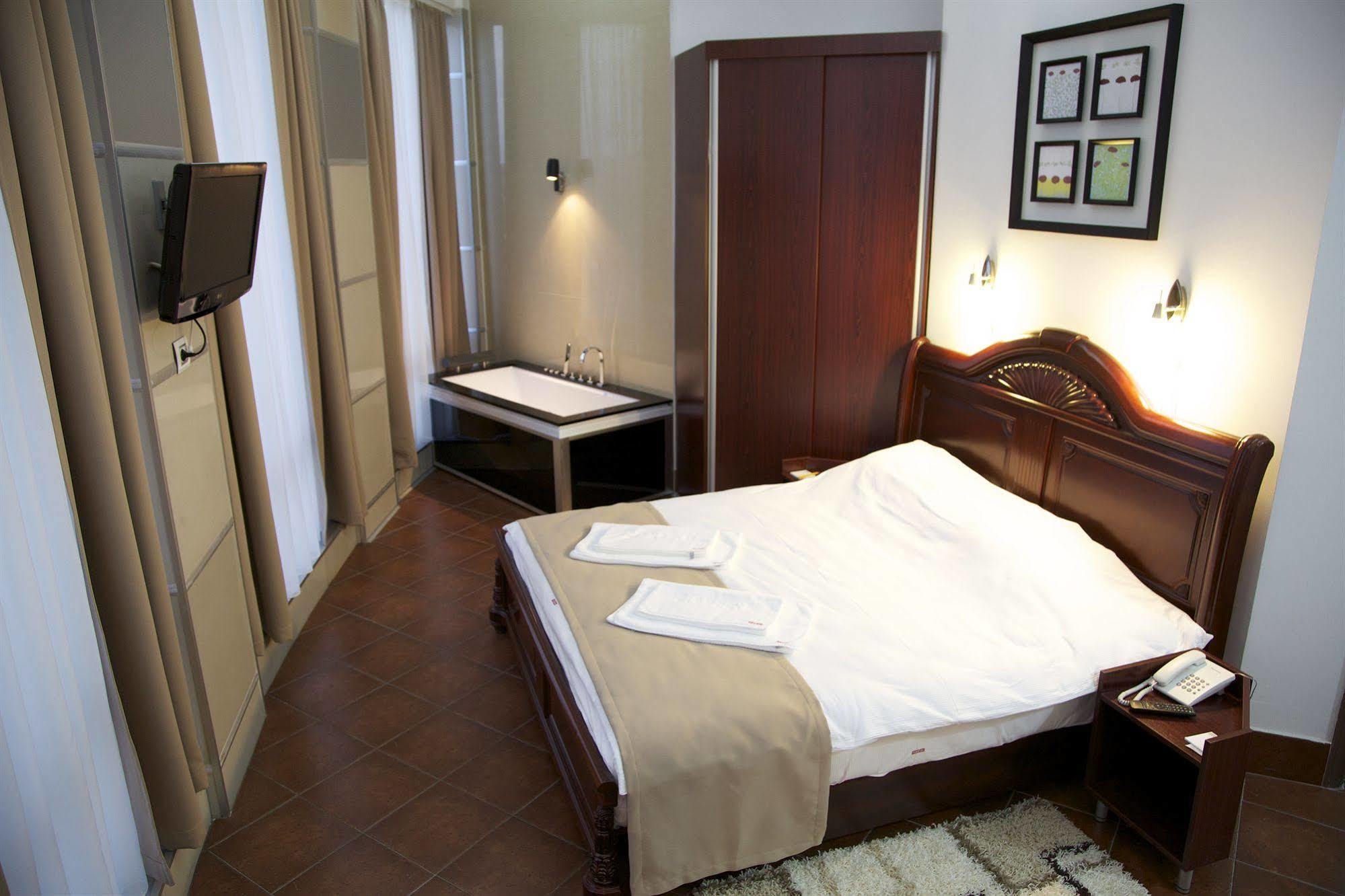 Hotel Zeder Garni Belgrad Zewnętrze zdjęcie
