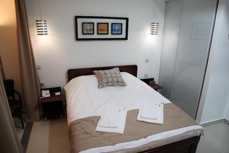 Hotel Zeder Garni Belgrad Zewnętrze zdjęcie