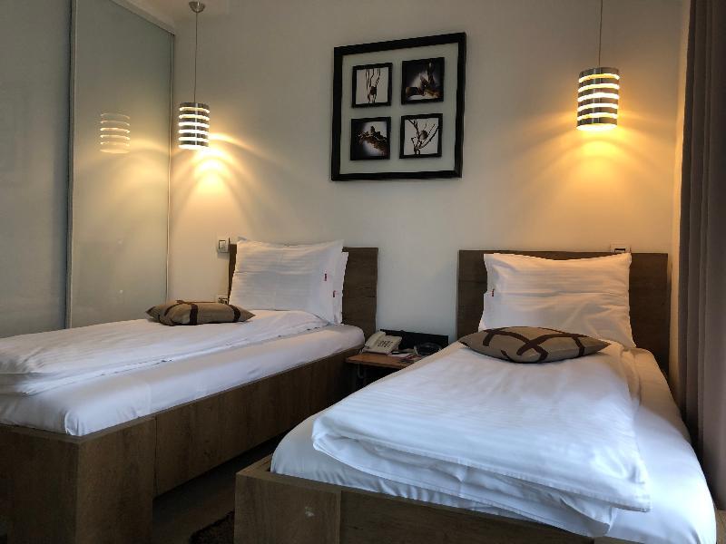 Hotel Zeder Garni Belgrad Zewnętrze zdjęcie